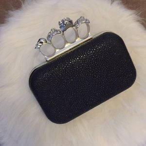 Black Clutch